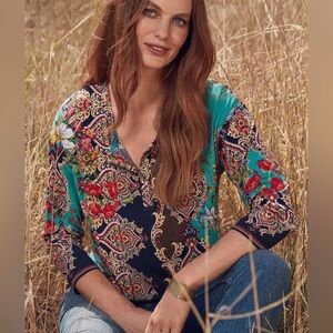 Johnny Was Indi Flower 3/4 Sleeve Henley Shirt Top Floral Paisley Blouse Medium